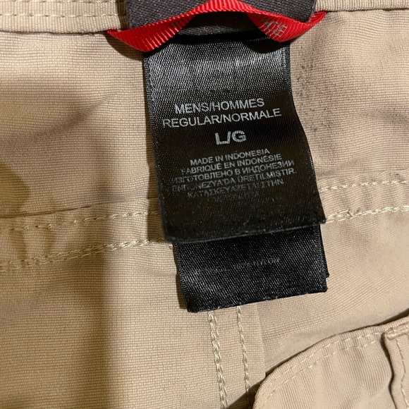 The North Face Shorts - Picture 6 of 6